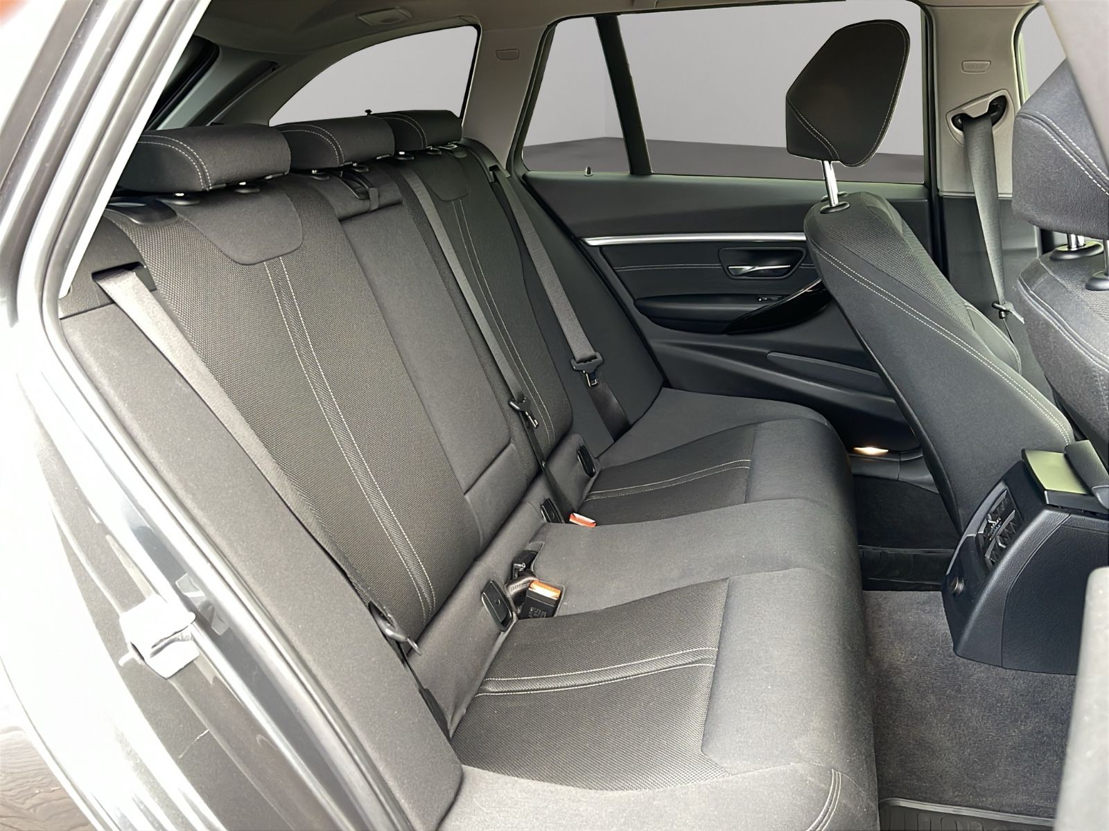 BMW 340 i TOURING SPORT AUTOMAT. SCHECKHEFT GARANTIE foto 21
