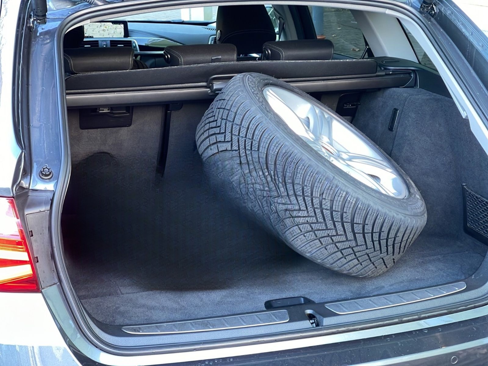 BMW 340 i TOURING SPORT AUTOMAT. SCHECKHEFT GARANTIE foto 27