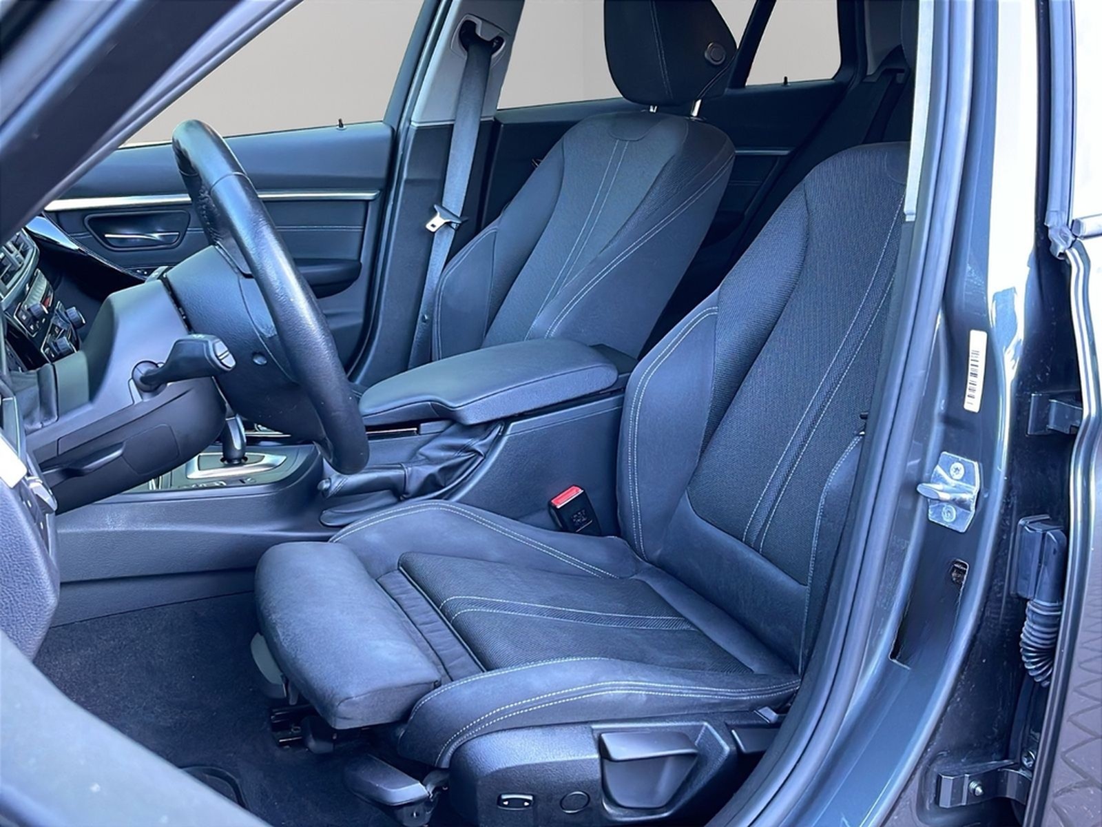 BMW 340 i TOURING SPORT AUTOMAT. SCHECKHEFT GARANTIE foto 10