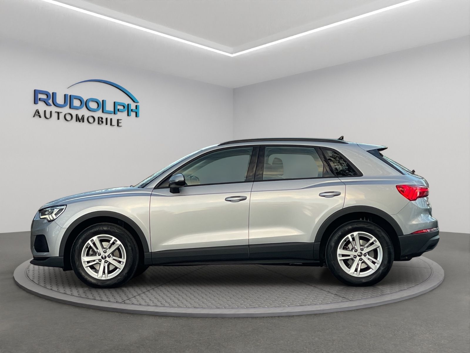 Audi Q3 35 2,0 TDI AUTOM. NAVI LED VIRTUAL GARANTIE foto 8