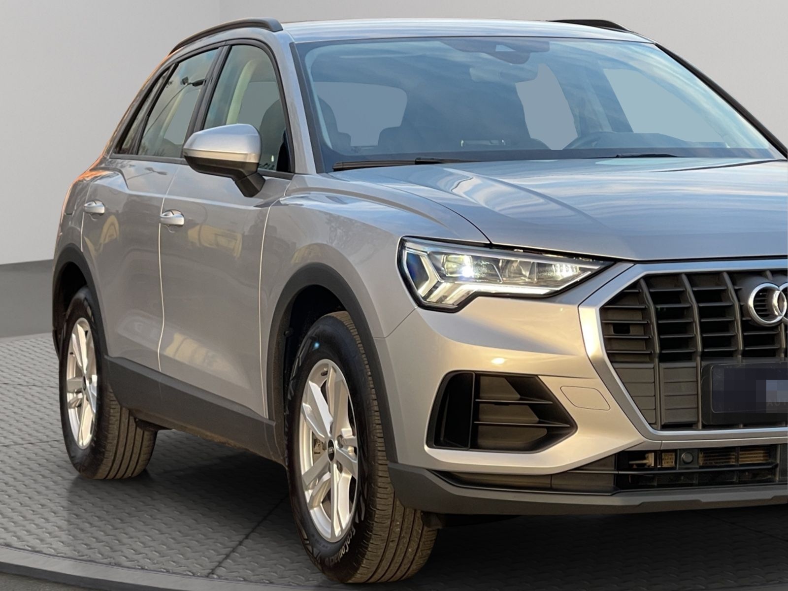 Audi Q3 35 2,0 TDI AUTOM. NAVI LED VIRTUAL GARANTIE foto 9