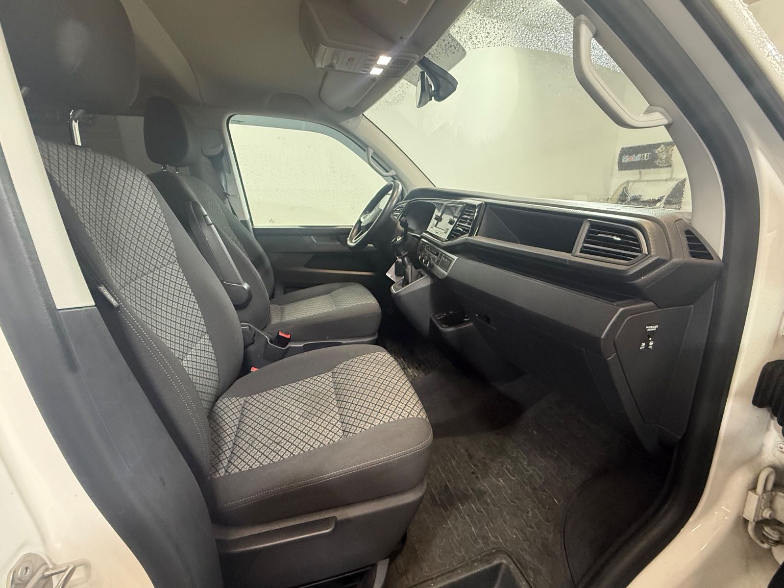 Volkswagen T6.1 Multivan Trendline FWD/Navi/Led/Kamera/PDC foto 15