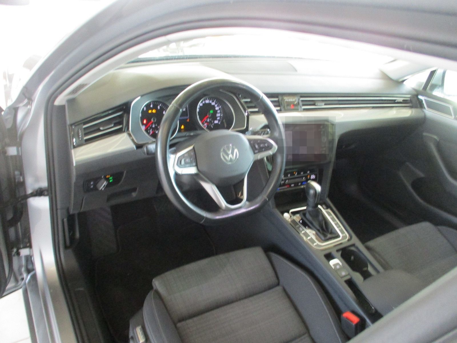 Volkswagen Passat Variant Business 1,5 TSI DSG /AHZV Navi foto 5