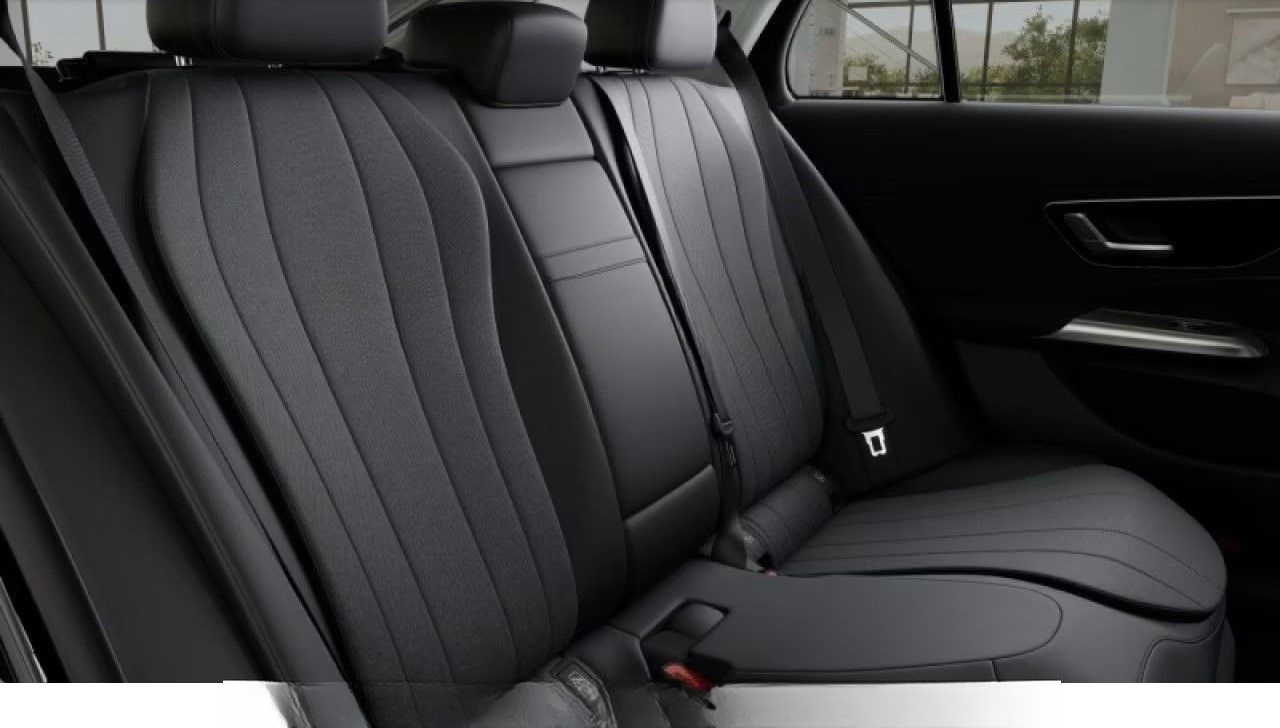 Mercedes-Benz E 300 de 4M T Avantgarde AHK DISTRO DIGILIGHT foto 8