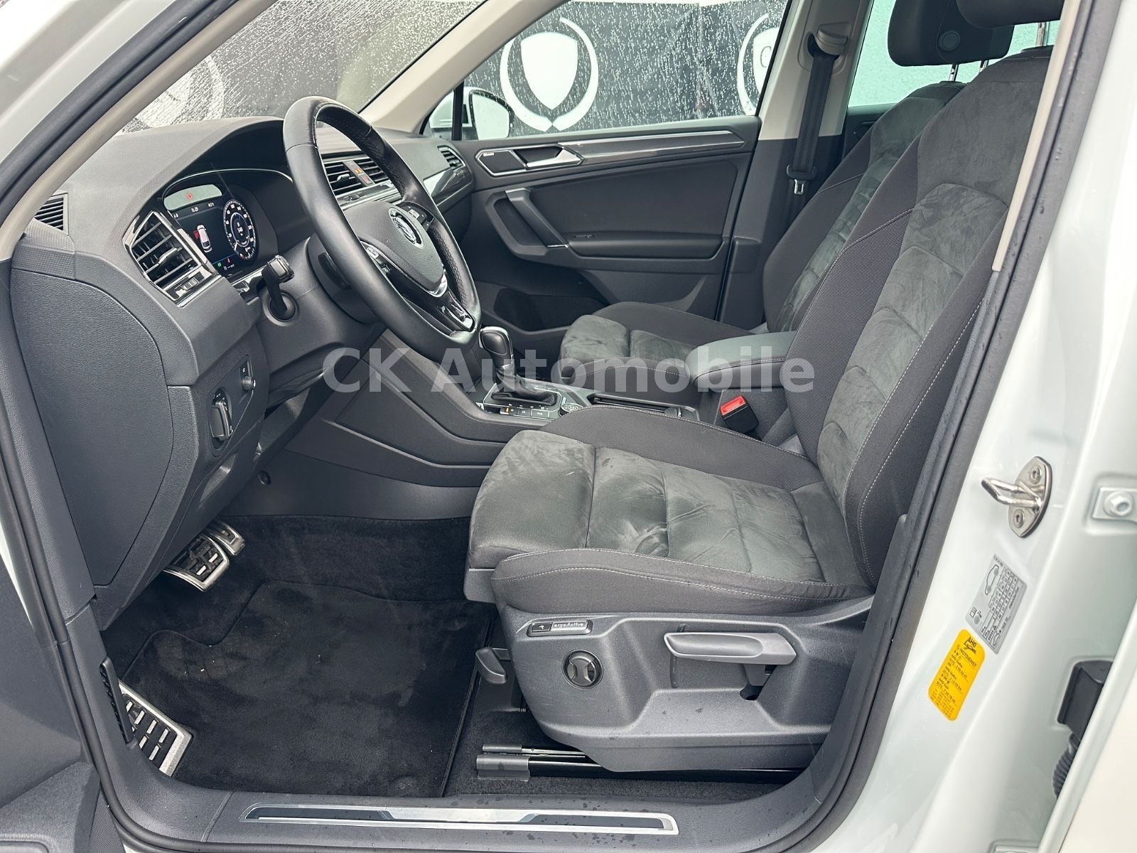 Volkswagen Tiguan Highline DSG 2.0TDI 4Motion/Head-Up/Pano foto 11