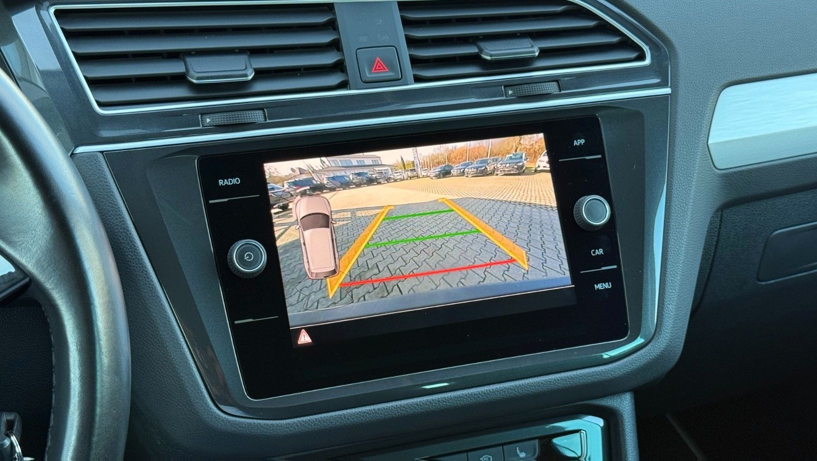 Volkswagen Tiguan Aut. BMT MirroLink+ACC+PLA+RFK+APP+F1+17" foto 17