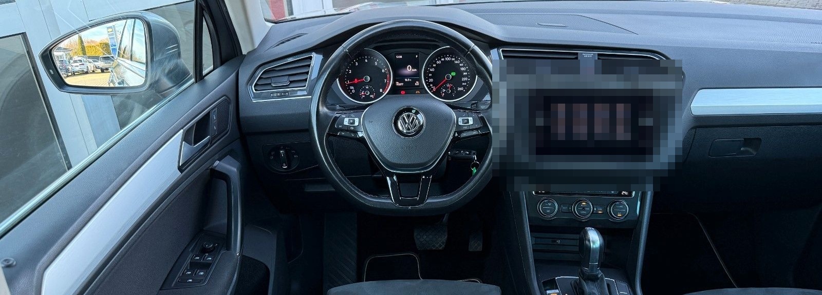 Volkswagen Tiguan Aut. BMT MirroLink+ACC+PLA+RFK+APP+F1+17" foto 10