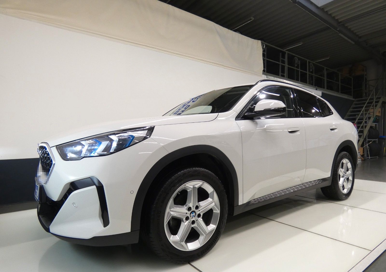 BMW X2 18 d sDrive*Navi*HUD*Kamera*AHK*8-fach foto 11