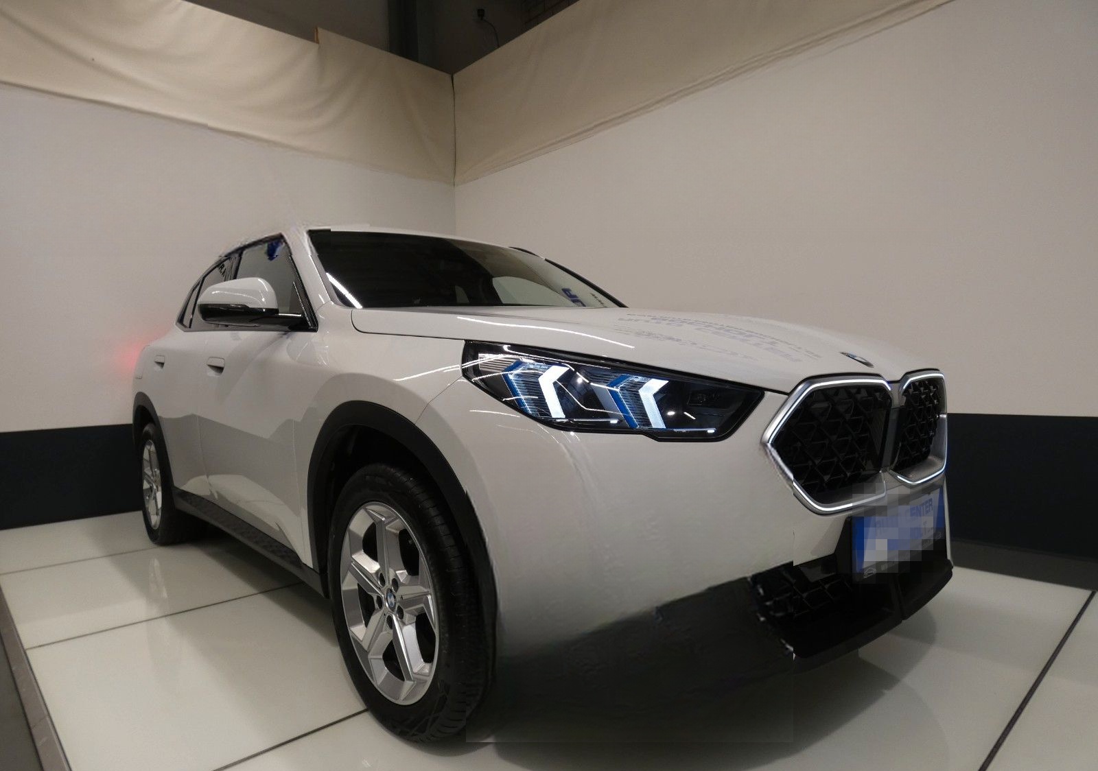 BMW X2 18 d sDrive*Navi*HUD*Kamera*AHK*8-fach foto 3