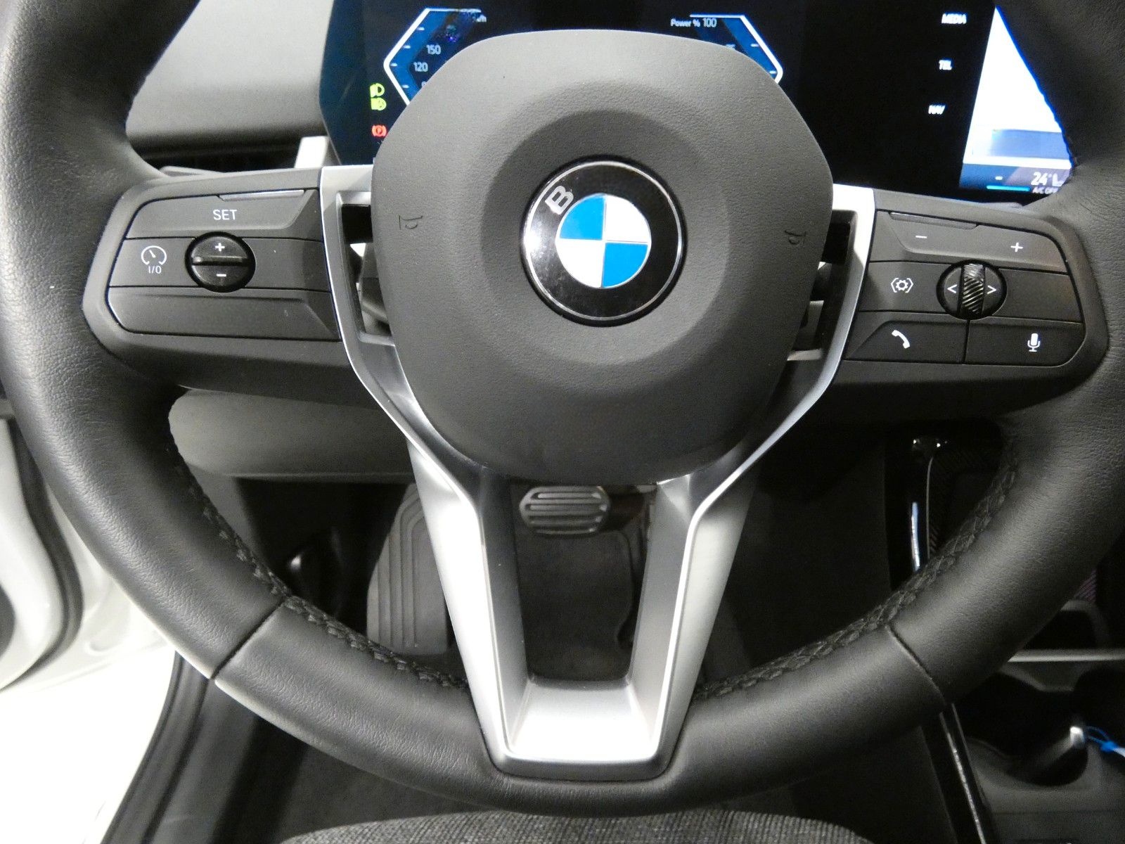 BMW X2 18 d sDrive*Navi*HUD*Kamera*AHK*8-fach foto 22