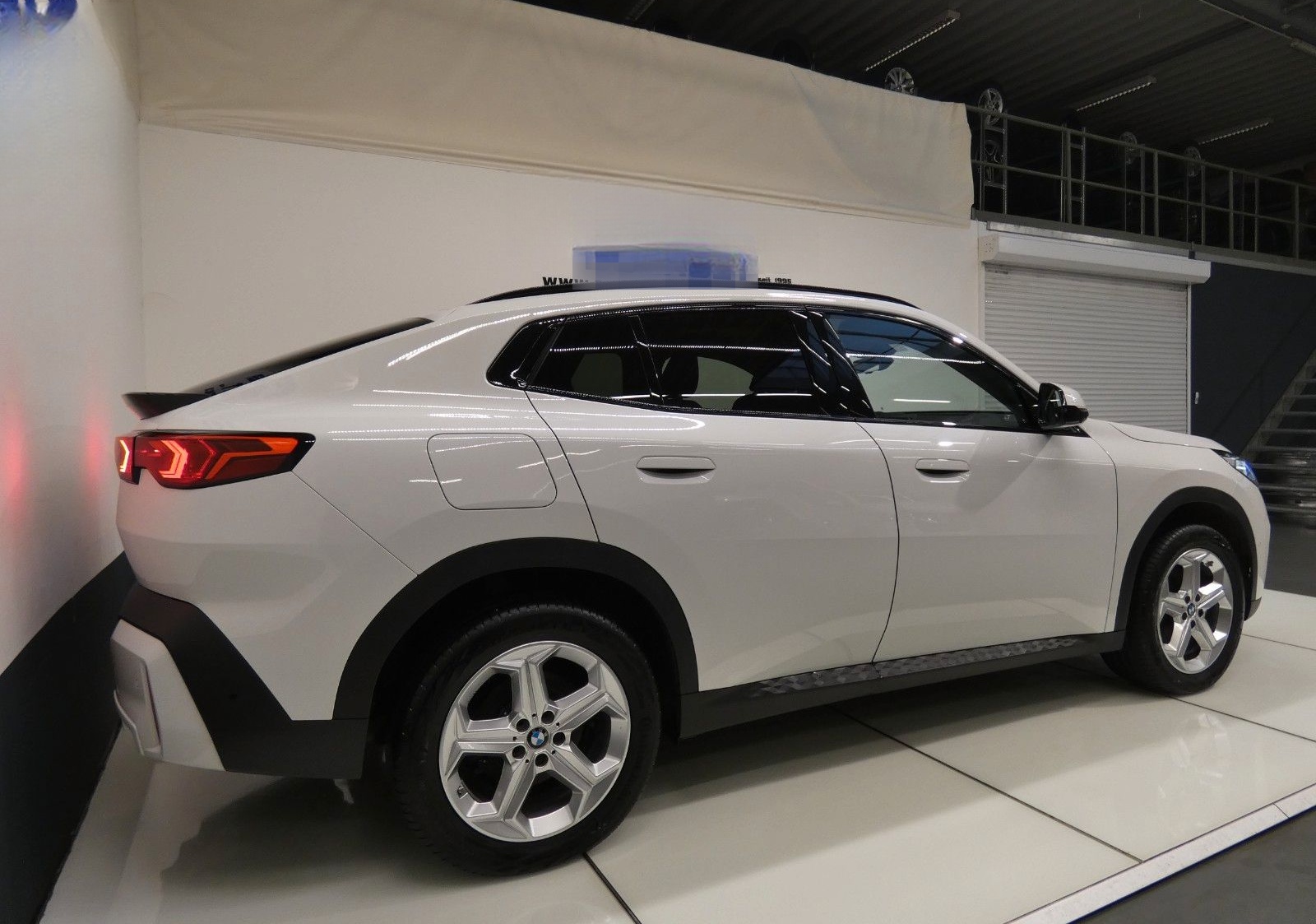 BMW X2 18 d sDrive*Navi*HUD*Kamera*AHK*8-fach foto 9