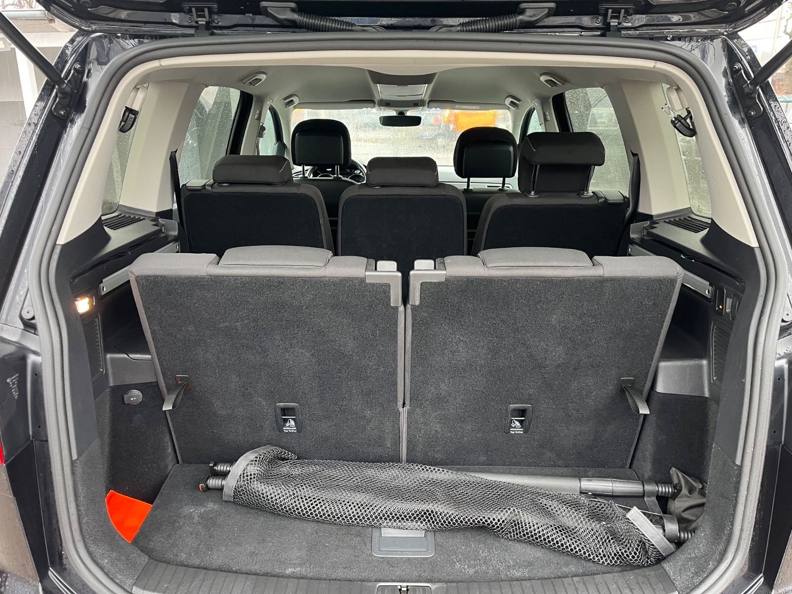 Volkswagen Touran 1.6 TDI Join AHK Sitzheizung Navi 7 Sitze foto 15