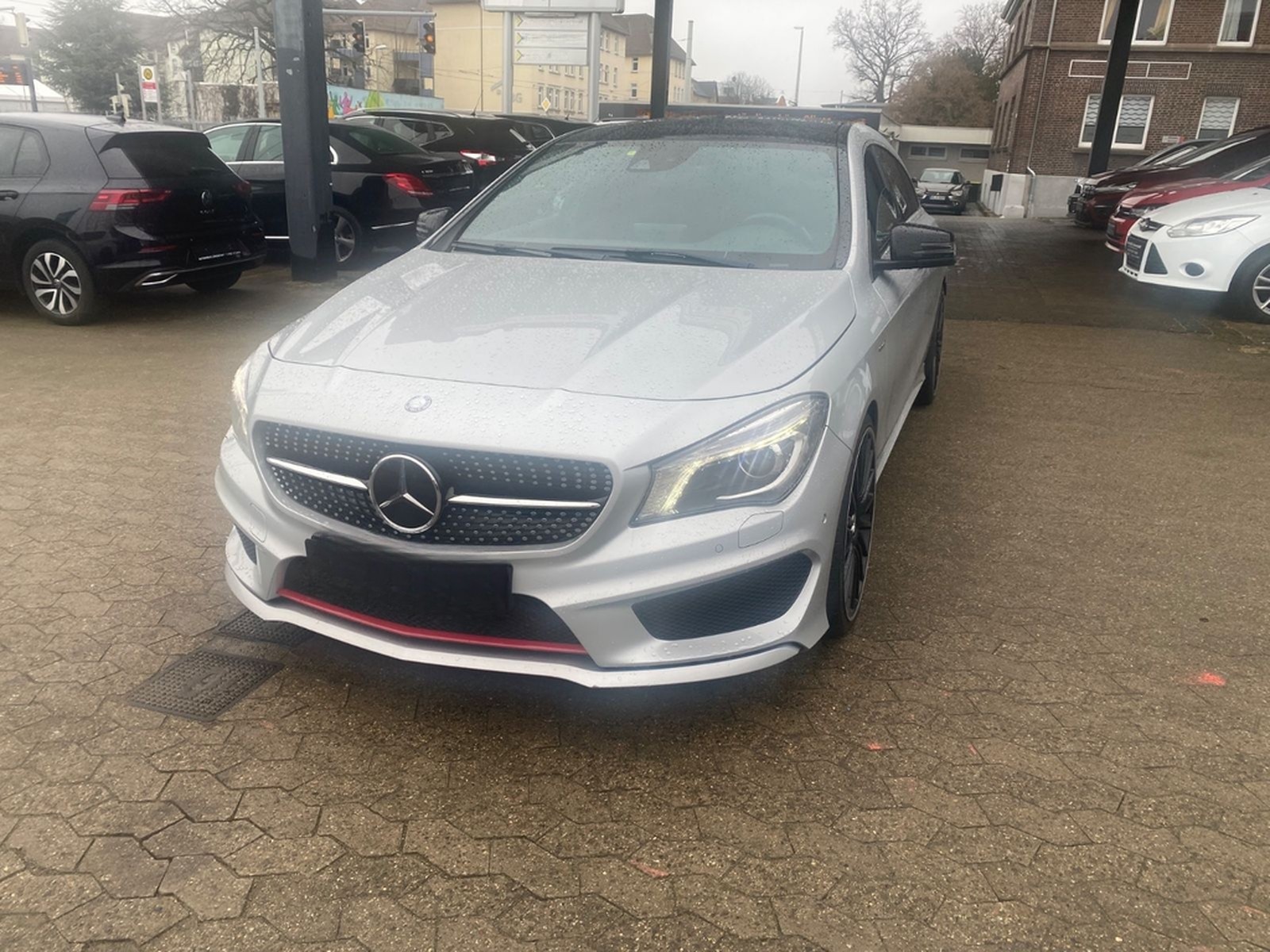 Mercedes-Benz CLA Shooting Brake CLA 250 4Matic Sport AMG foto 14
