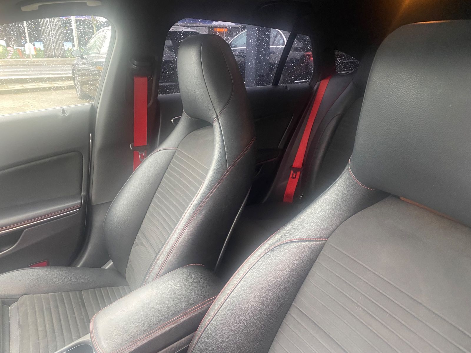 Mercedes-Benz CLA Shooting Brake CLA 250 4Matic Sport AMG foto 18