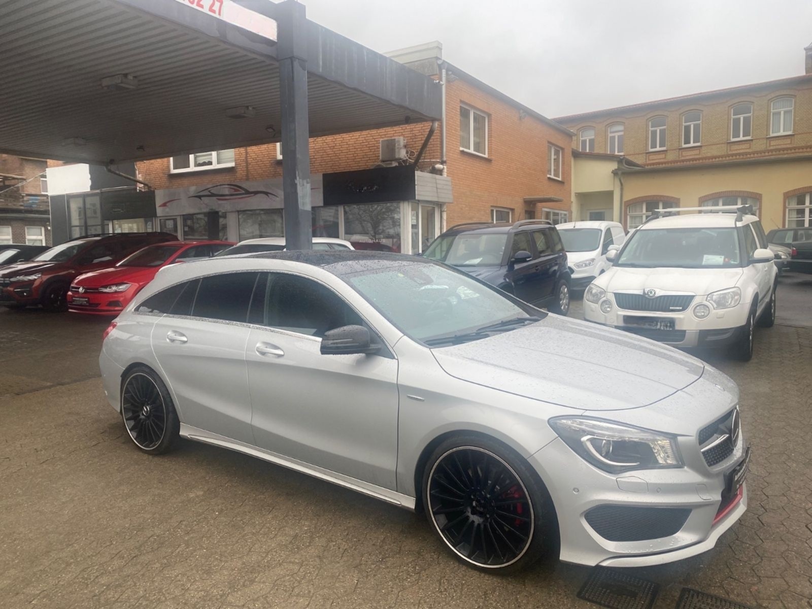 Mercedes-Benz CLA Shooting Brake CLA 250 4Matic Sport AMG foto 4