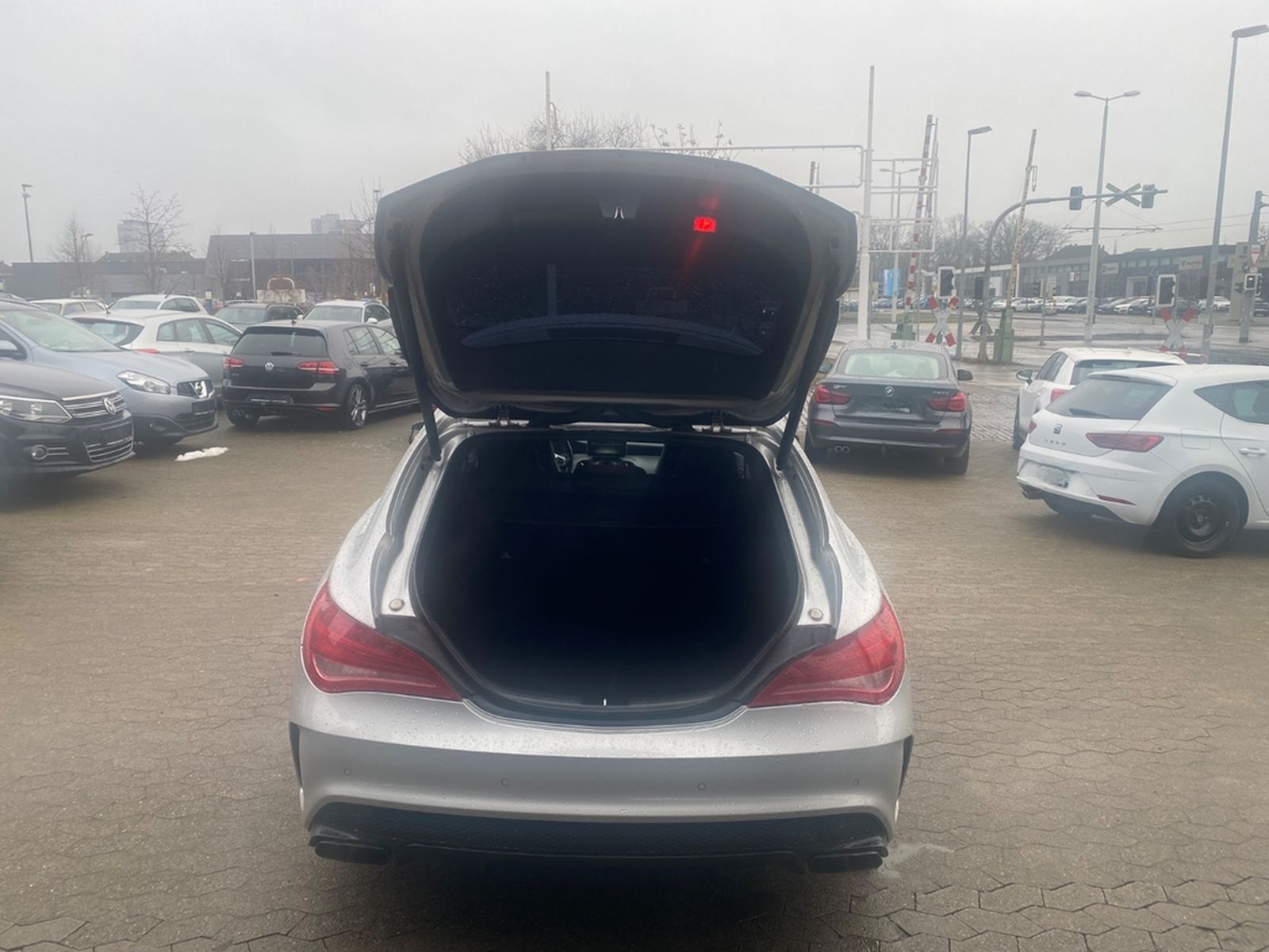 Mercedes-Benz CLA Shooting Brake CLA 250 4Matic Sport AMG foto 9