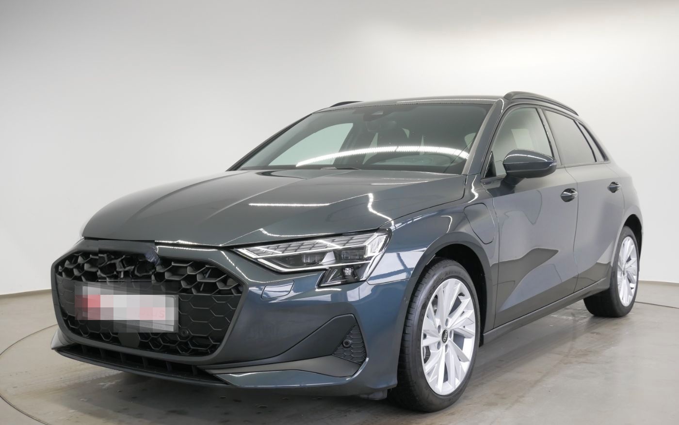 Audi A3 Sportback 40 TFSI e S tro. LED HEAD-UP virt. foto 2