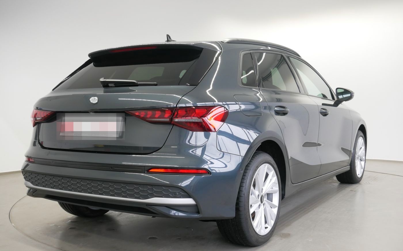 Audi A3 Sportback 40 TFSI e S tro. LED HEAD-UP virt. foto 6