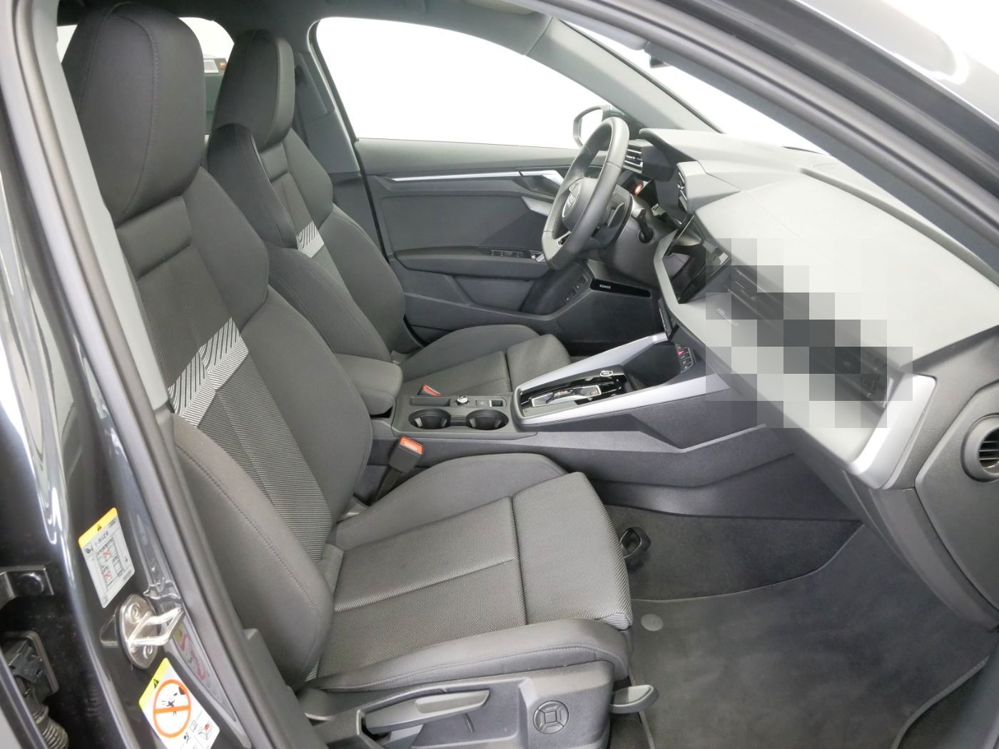 Audi A3 Sportback 40 TFSI e S tro. LED HEAD-UP virt. foto 9