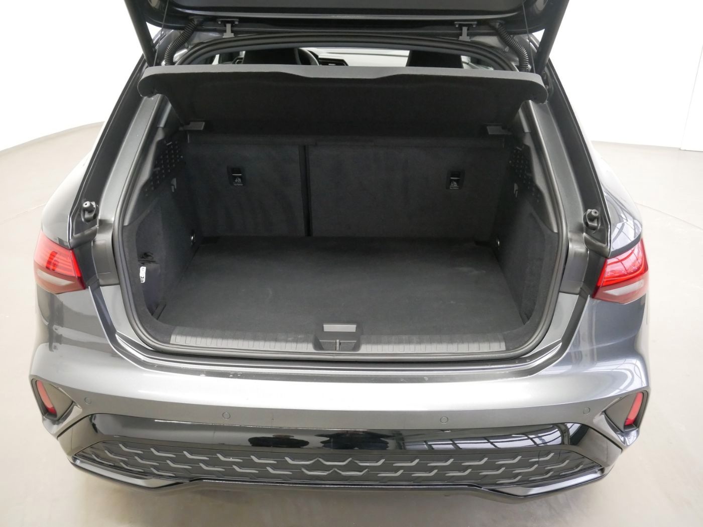 Audi A3 Sportback 40 TFSI e S tro. S line LED AHK vir foto 7