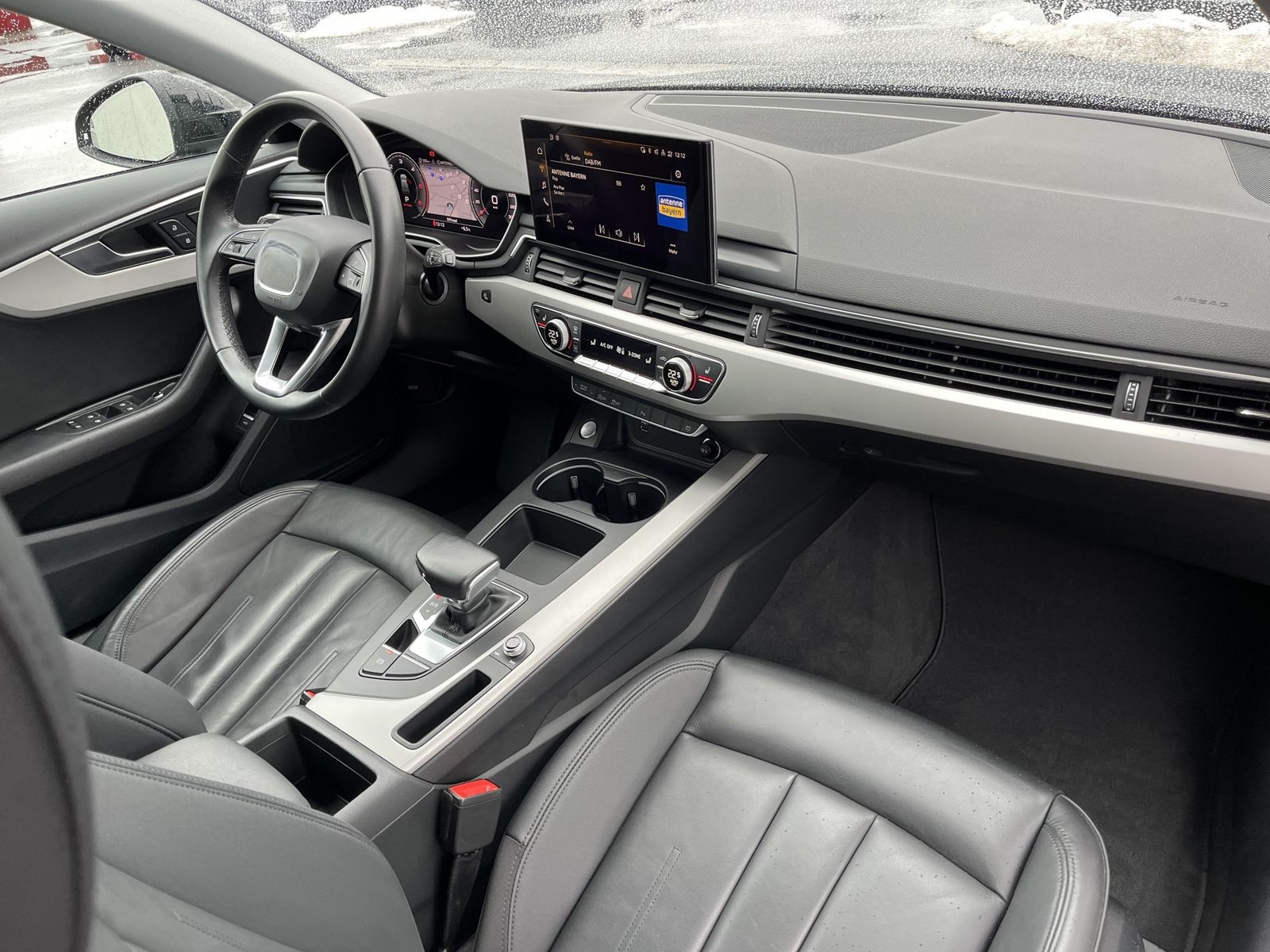 Audi A4 Avant 40 2.0 TDI S tronic advanced S-Line Opt foto 12