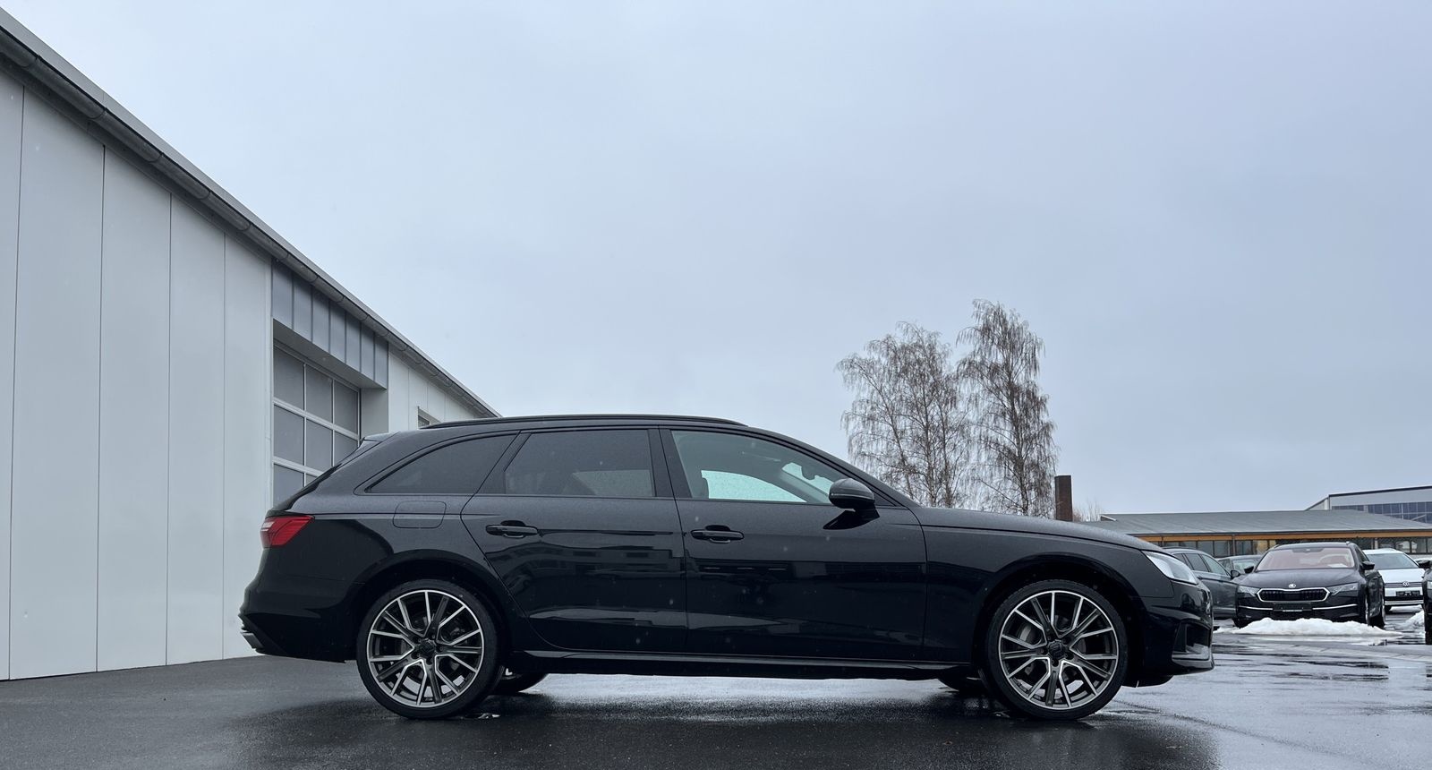 Audi A4 Avant 40 2.0 TDI S tronic advanced S-Line Opt foto 4
