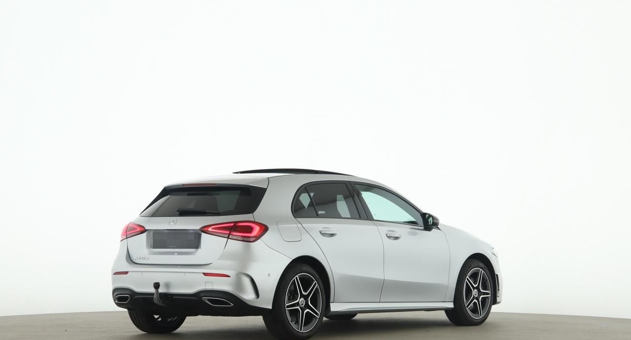 Mercedes-Benz A 250 e AMG Night Pano AHK Distronic Burmester foto 7