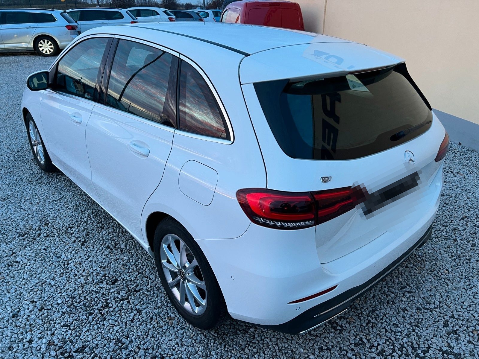 Mercedes-Benz B 180 d foto 14