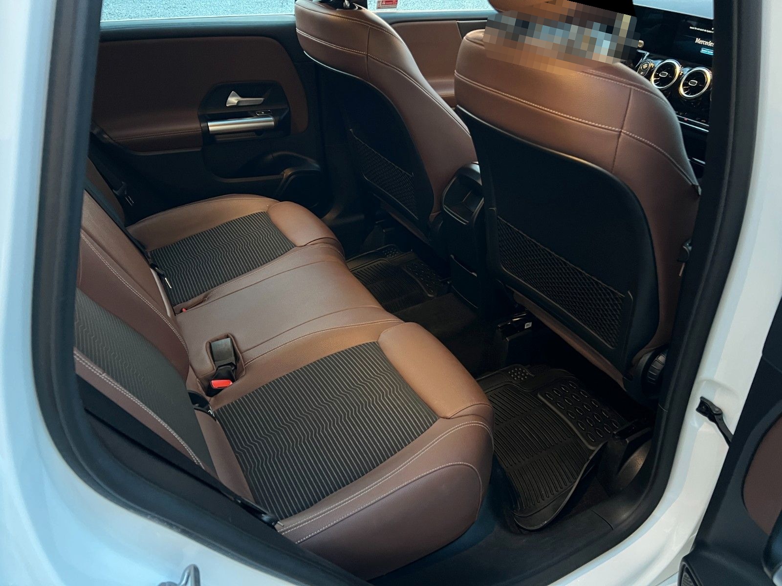 Mercedes-Benz B 180 d foto 9