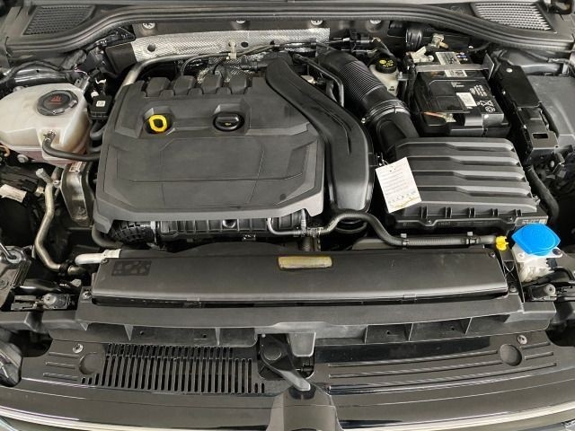 Volkswagen Golf VIII United 1.5 TSI PANO+AHK+NAVI foto 15