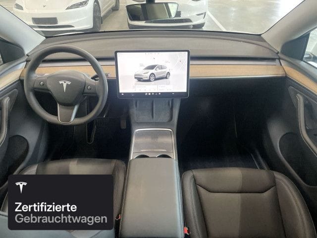 Tesla Model Y Long Range AWD foto 14