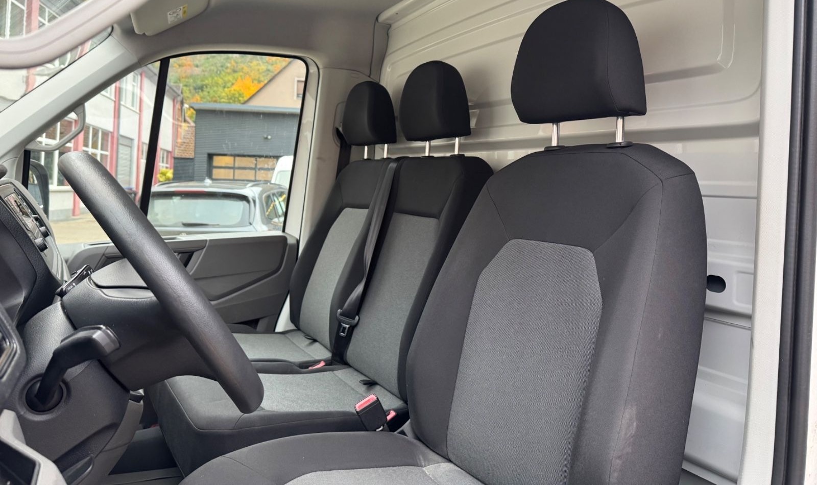 Volkswagen Crafter Pritsche Koffer 35 lang 3-Sitze Klima foto 13