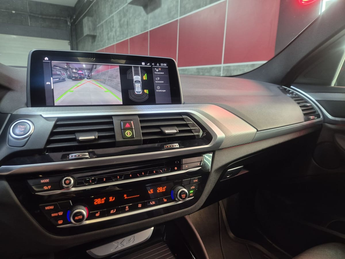 BMW X4 xDrive 30 d M Sport *PANO*AHK*LEDER-VERNASCA* foto 8