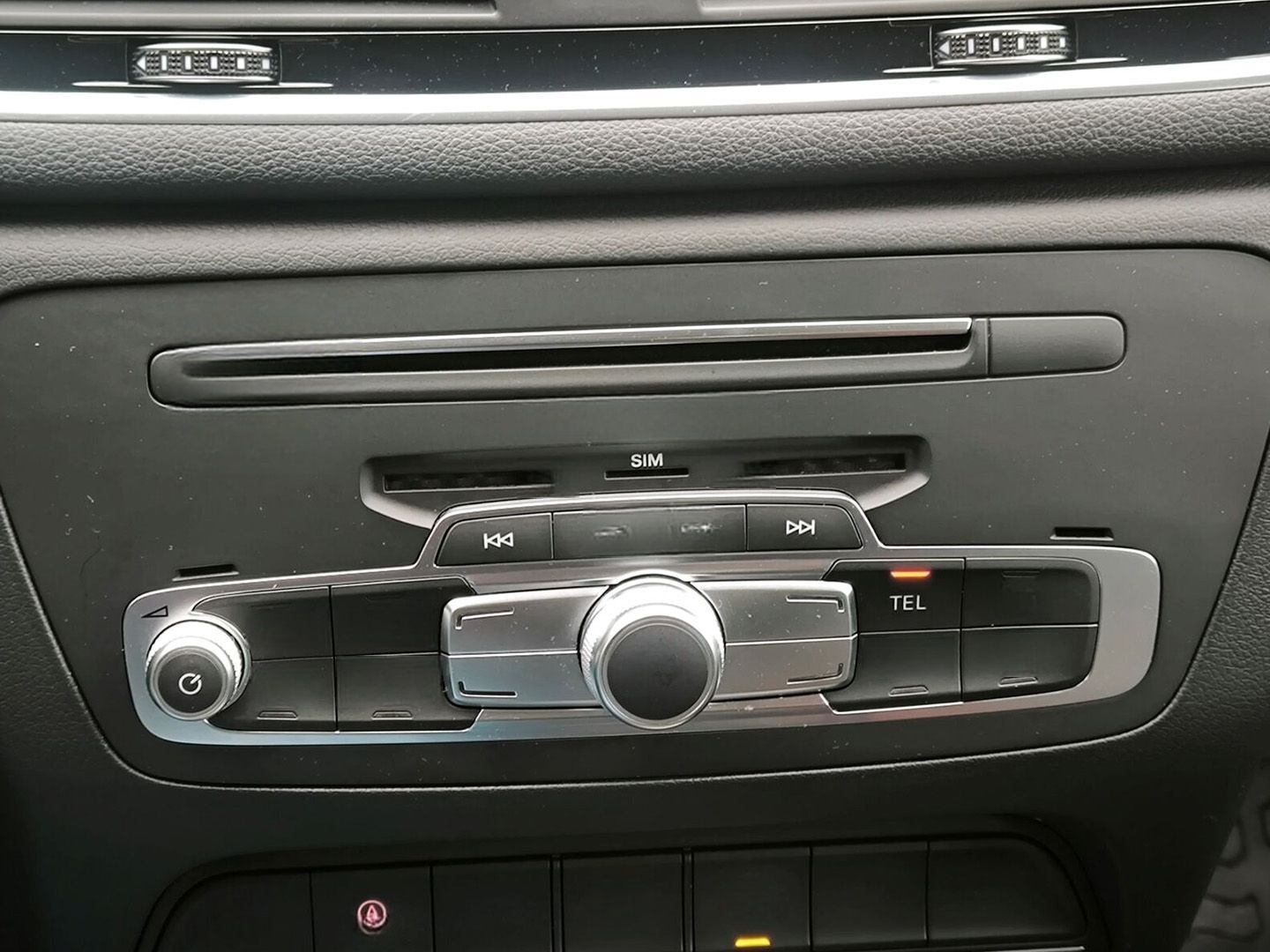 Audi Q3 1.4 TFSI ACT S-TRONIC AHK SITZHZG.NAVI PLUS B foto 14