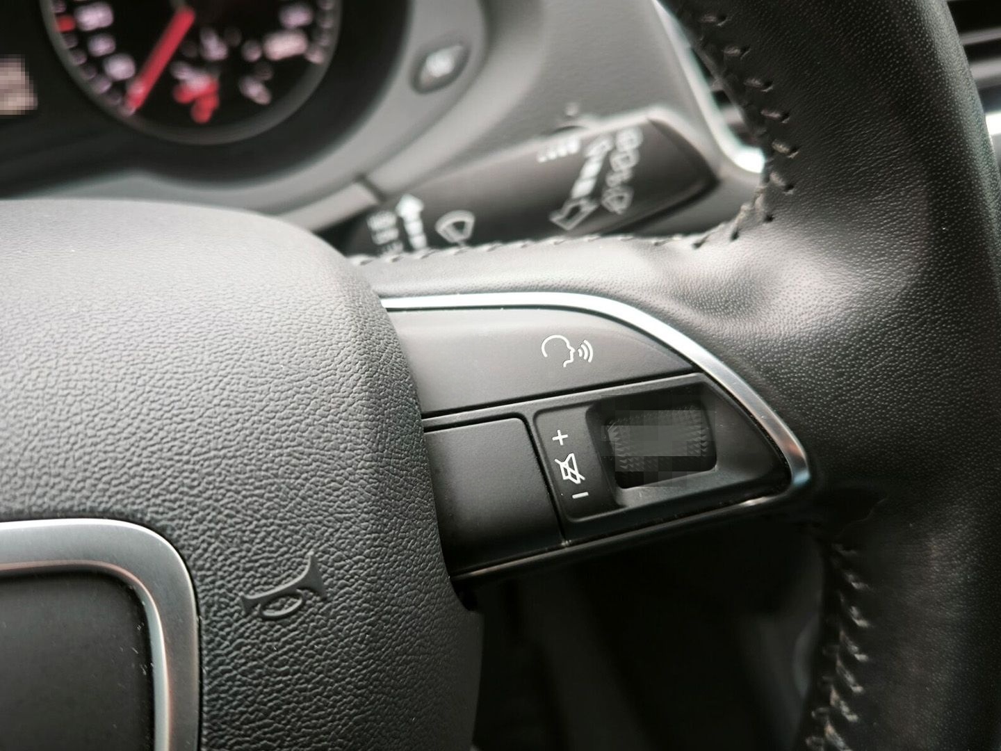 Audi Q3 1.4 TFSI ACT S-TRONIC AHK SITZHZG.NAVI PLUS B foto 17