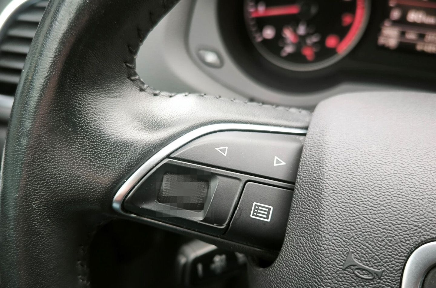 Audi Q3 1.4 TFSI ACT S-TRONIC AHK SITZHZG.NAVI PLUS B foto 18