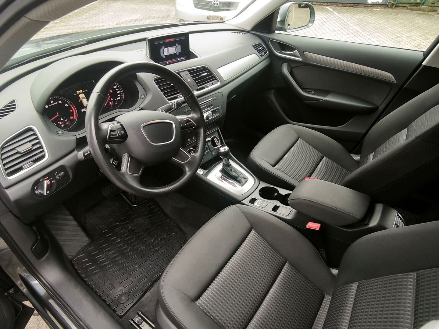 Audi Q3 1.4 TFSI ACT S-TRONIC AHK SITZHZG.NAVI PLUS B foto 7