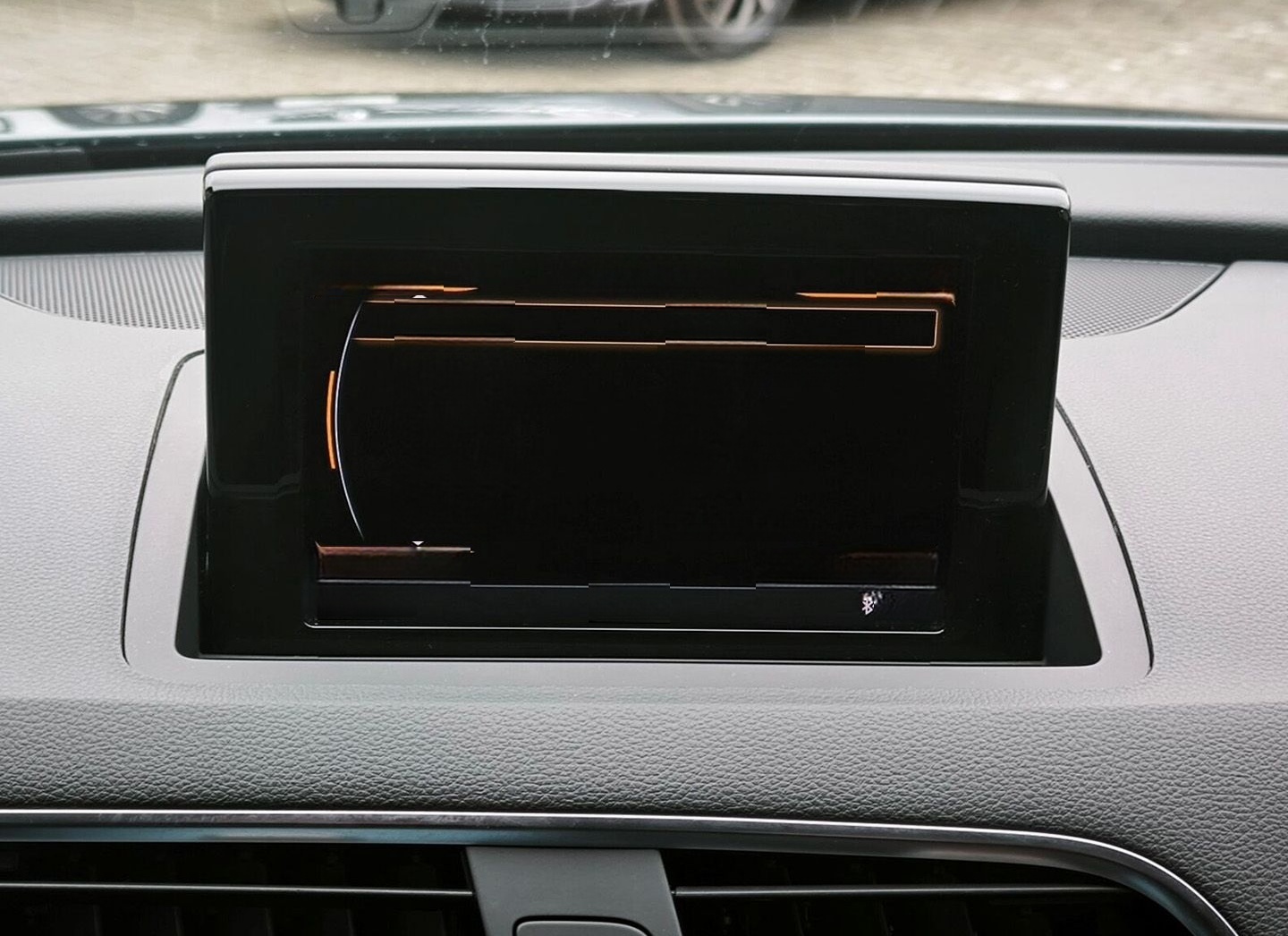 Audi Q3 1.4 TFSI ACT S-TRONIC AHK SITZHZG.NAVI PLUS B foto 10