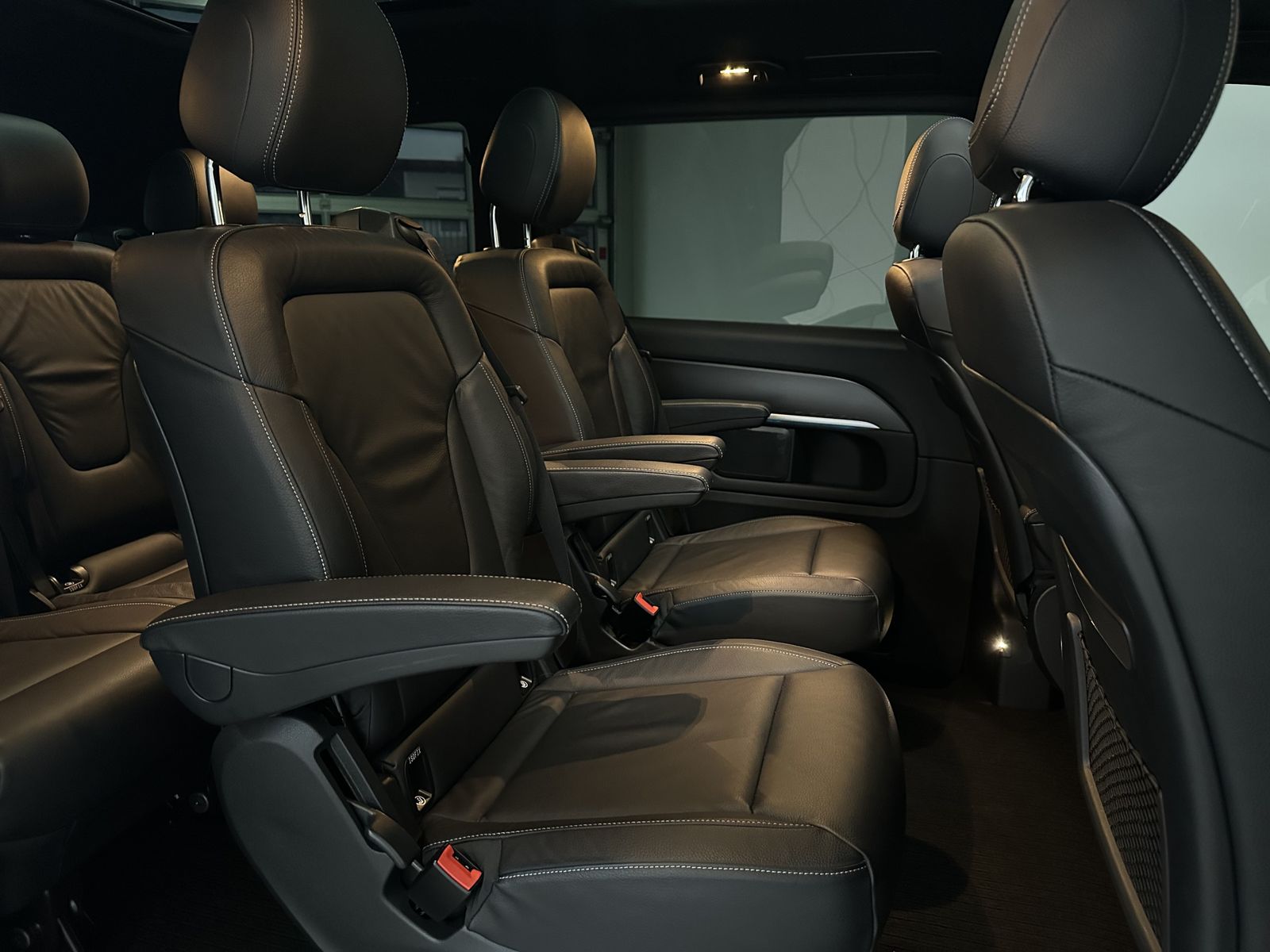 Mercedes-Benz V 300 AMG lang |PANO|LUFT|BURM|AHK|STHZ|360° foto 24