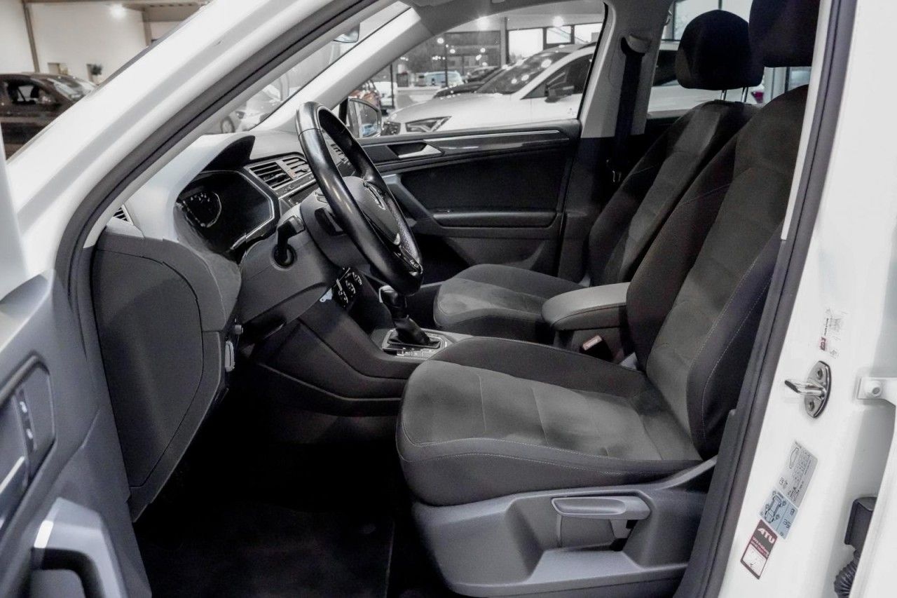 Volkswagen Tiguan 2.0 TDI DSG Highl. R-Line 4M NAVI LED AHK foto 12