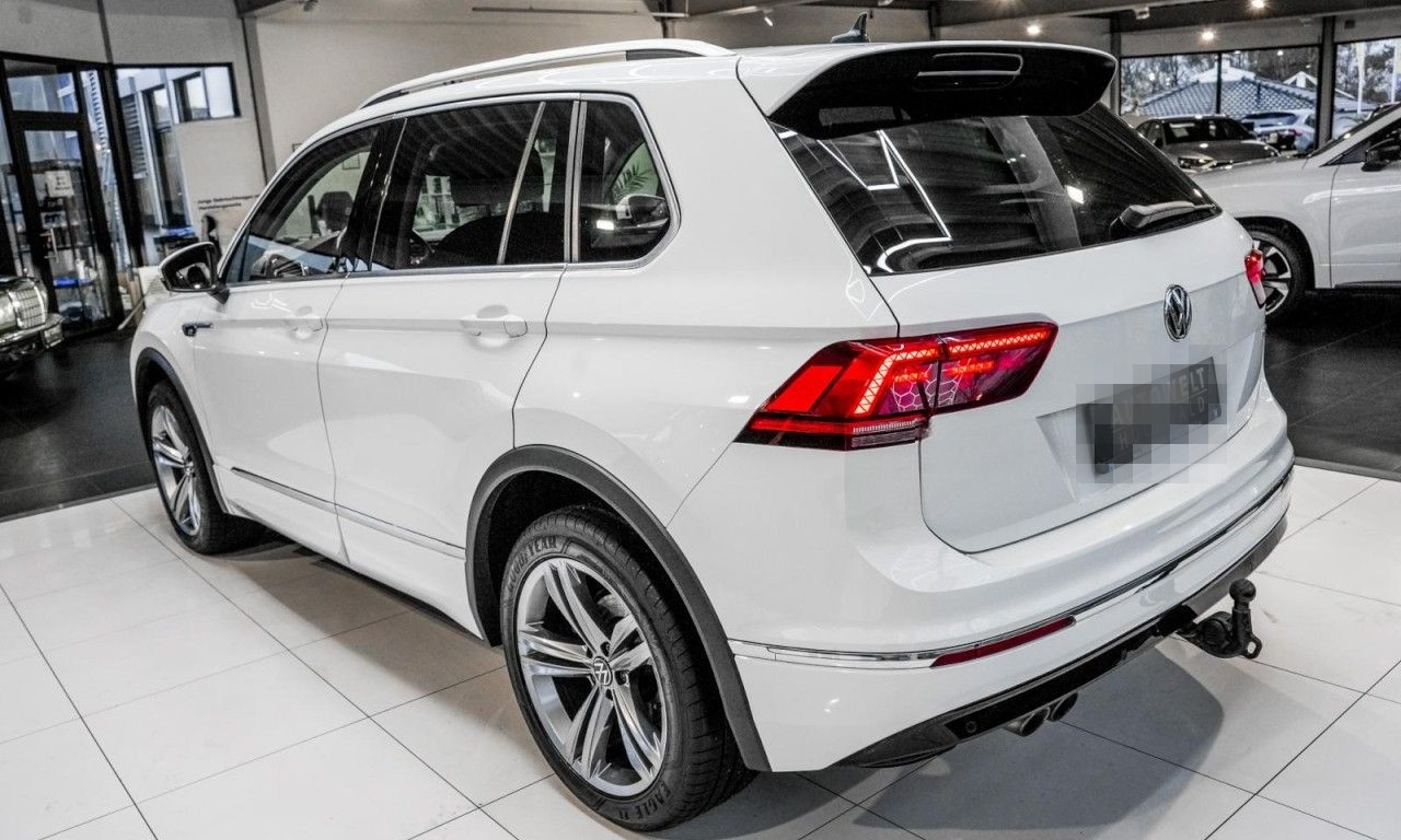 Volkswagen Tiguan 2.0 TDI DSG Highl. R-Line 4M NAVI LED AHK foto 8