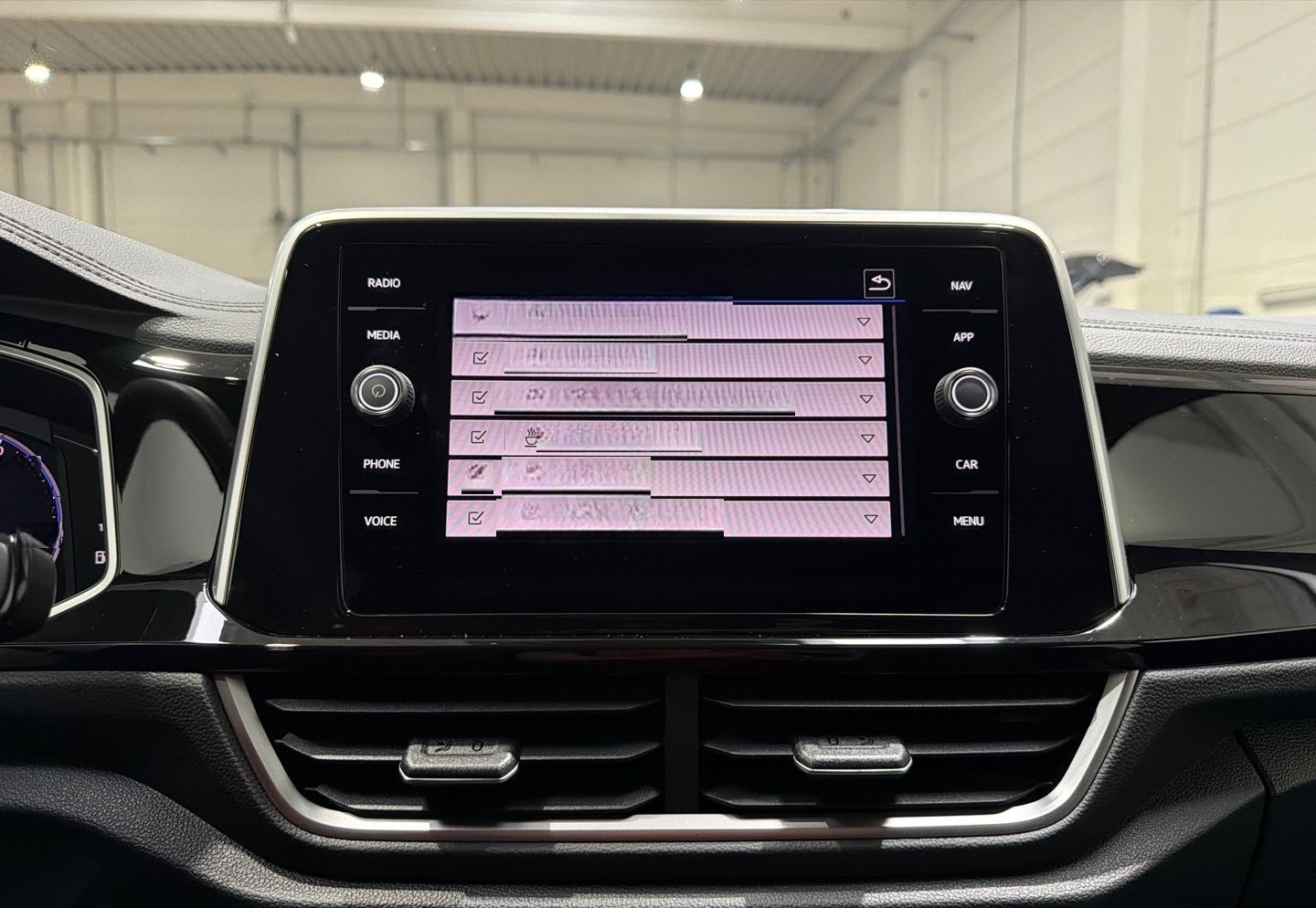 Volkswagen T-Roc 1.5 TSI 3x R LINE LED+ KAMERA CARPLAY 18Z  foto 15