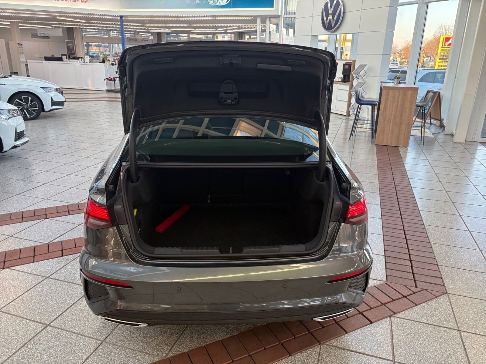 Audi A3 Limousine 35 TDI S tronic S LINE +LED +ACC +R foto 16