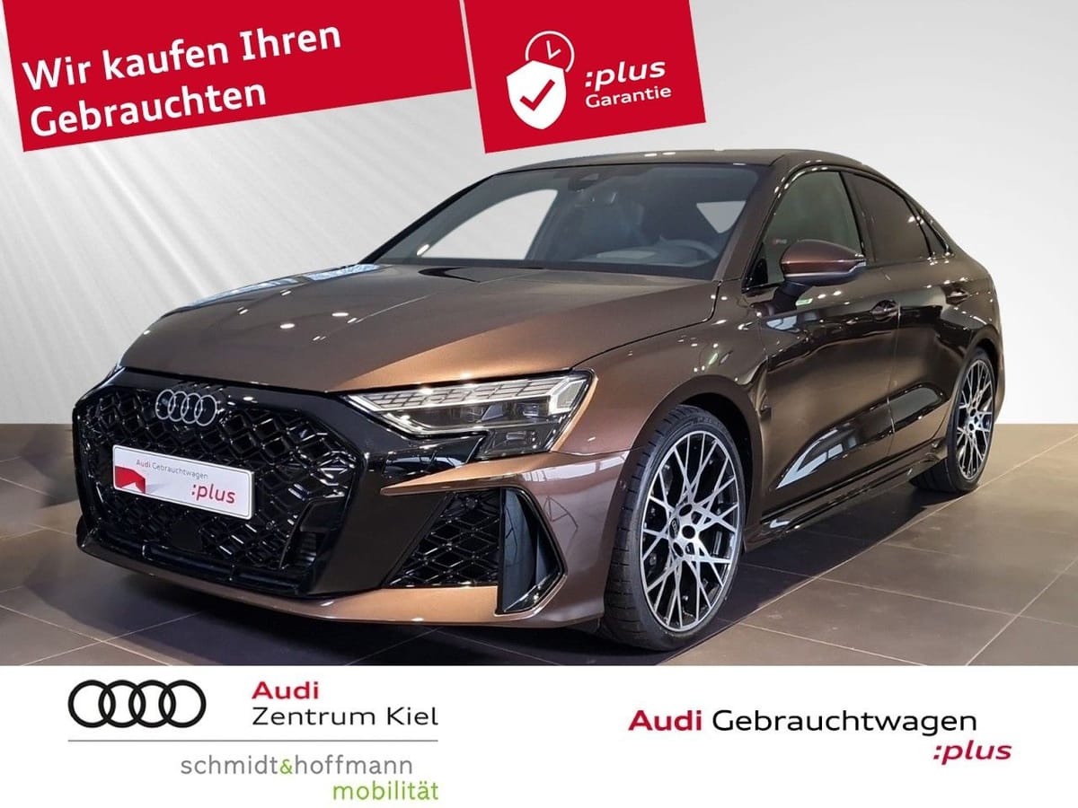 Audi RS3 Limousine TFSI quattro S-tronic Navi LED foto 1