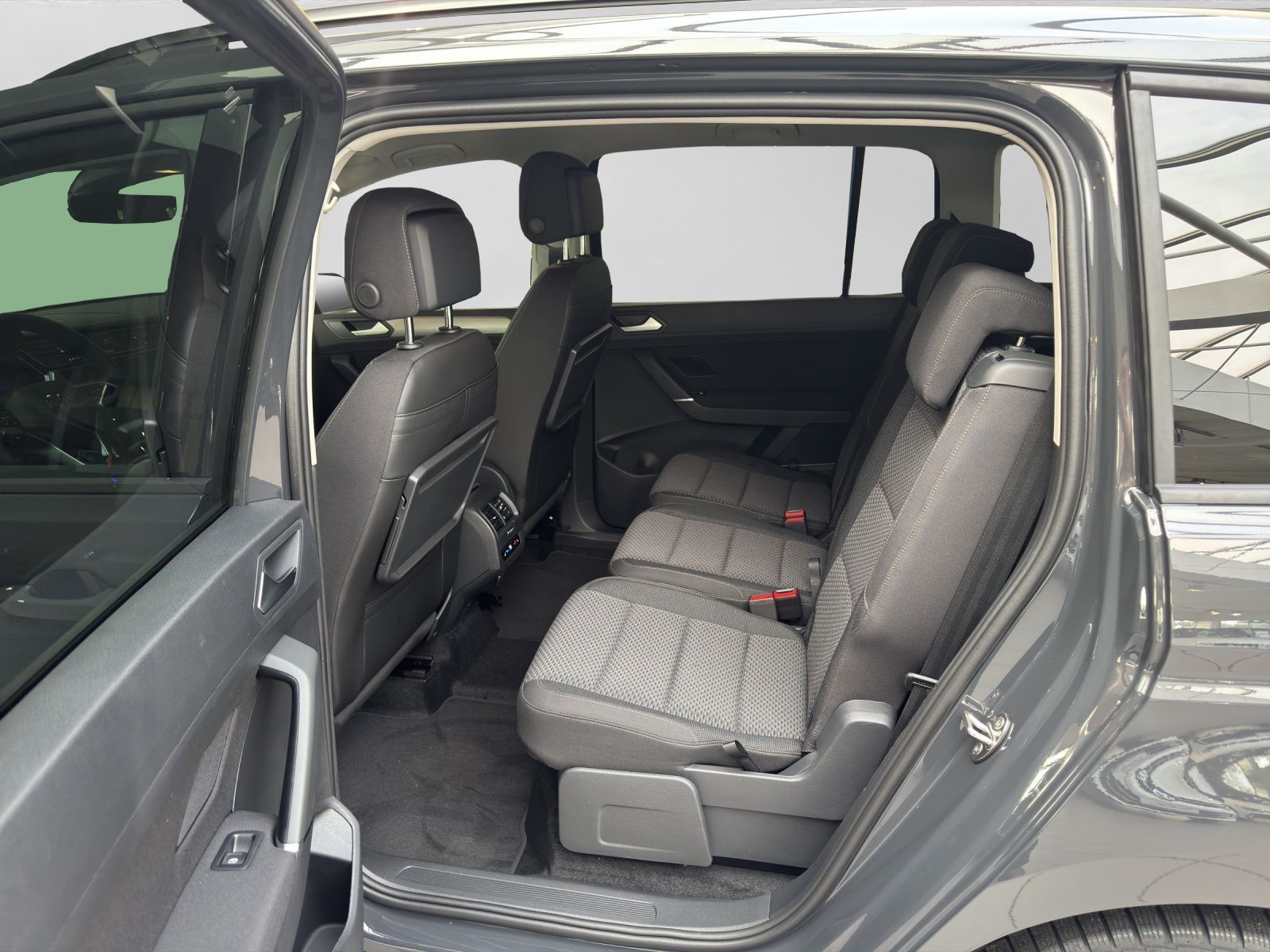 Volkswagen Touran 1.5 TSI COMFORTLINE NAVI GJR CLIMA LM16 S foto 6