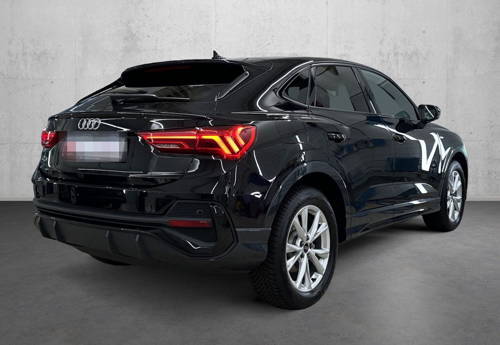 Audi Q3 Sportback 35 TDI S line S tr. *LED*AHK*Navi* foto 4