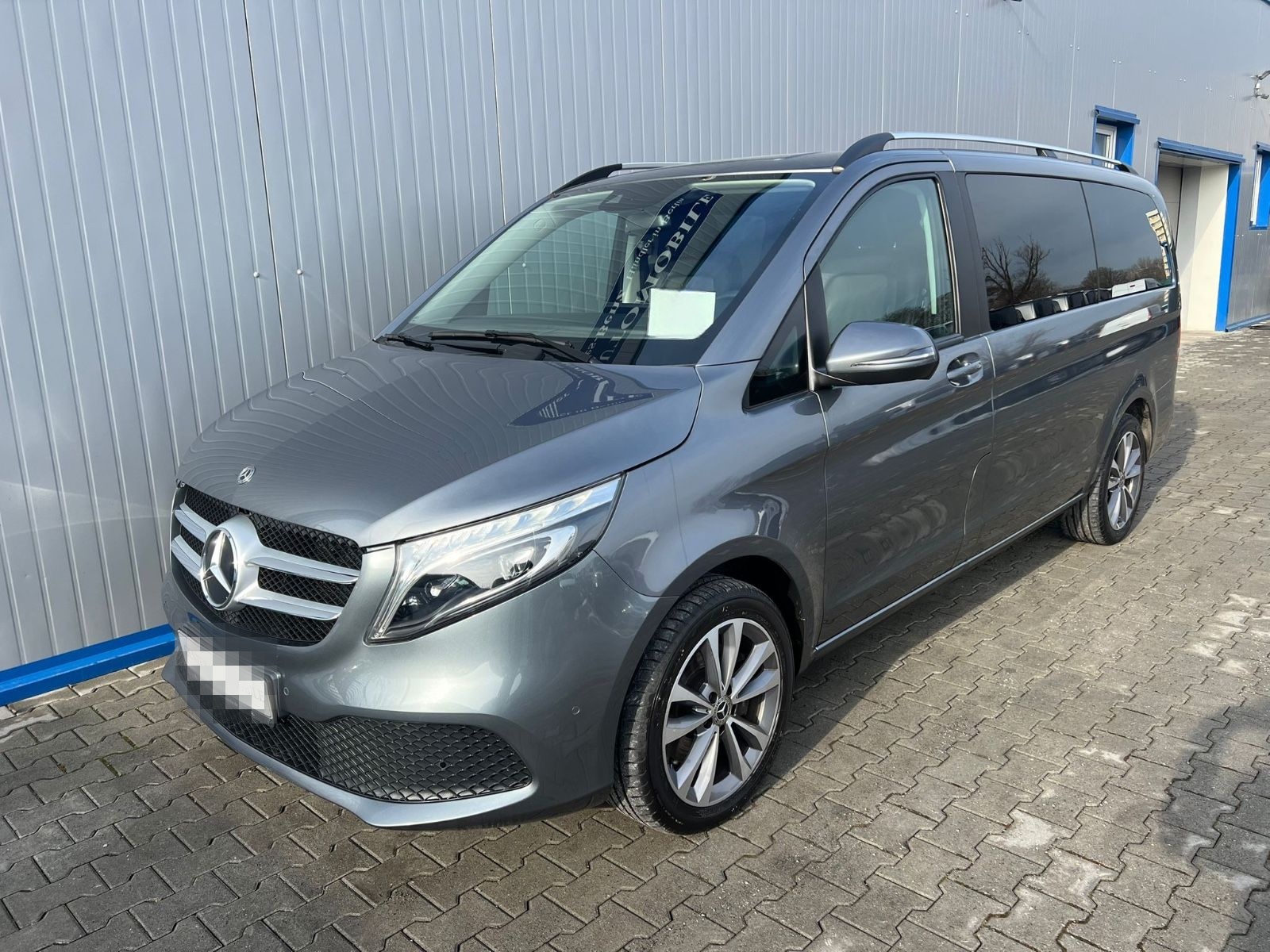 Mercedes-Benz V250 4M LANG SPORT-PAKET NAVI LEDER LED 7-SITZER