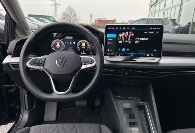Volkswagen Golf VIII 2.0 TDI Lim Life DSG LED Navi Allwette foto 11