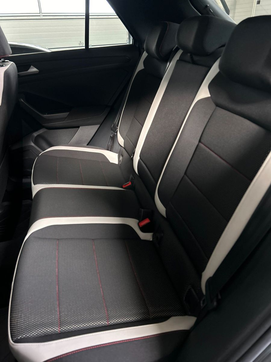 Volkswagen T-Roc Sport foto 13