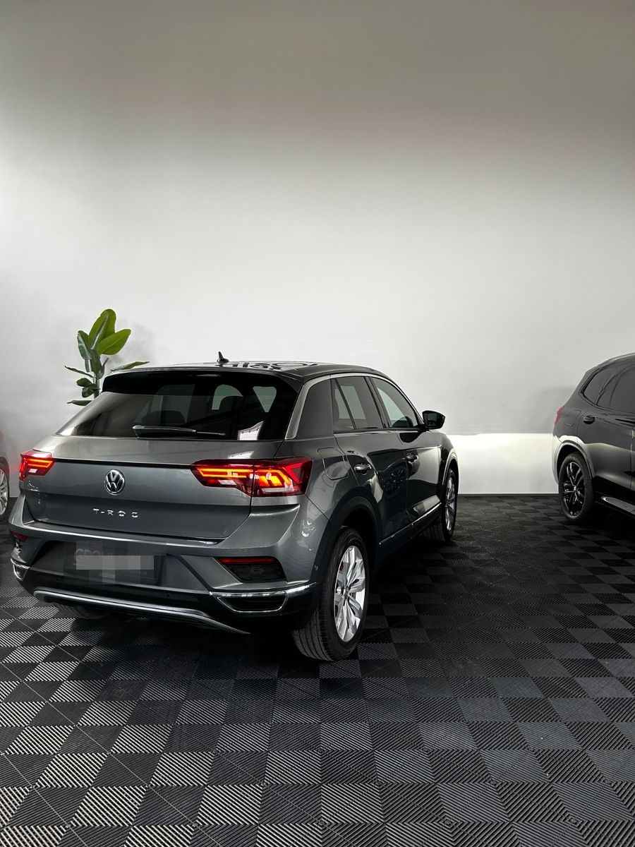 Volkswagen T-Roc Sport foto 3